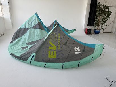 Duotone Evo  - 12m Latawiec używany