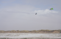 kitesurfing big air